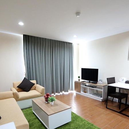 Bbg Seaside Luxurious Service Apartment Bangsaen Екстериор снимка