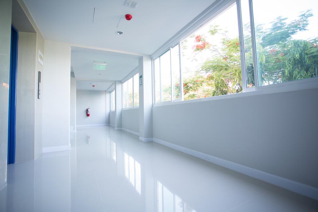 Bbg Seaside Luxurious Service Apartment Bangsaen Екстериор снимка