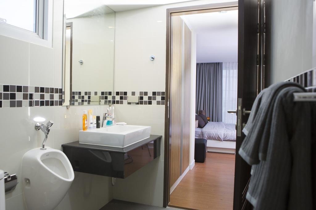 Bbg Seaside Luxurious Service Apartment Bangsaen Стая снимка