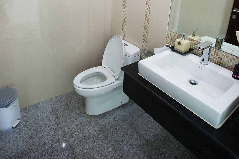 Bbg Seaside Luxurious Service Apartment Bangsaen Екстериор снимка