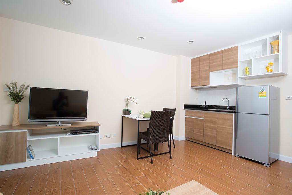 Bbg Seaside Luxurious Service Apartment Bangsaen Екстериор снимка